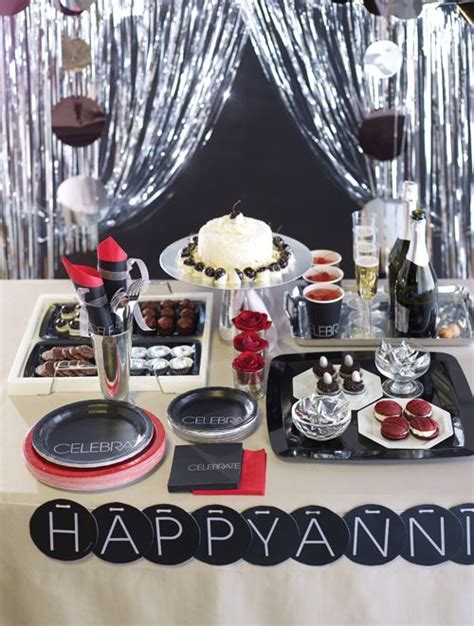 My lovely sister and her husband celebrate their one year anniversary this year. Cool idea | Wedding anniversary party themes, 25th wedding ...