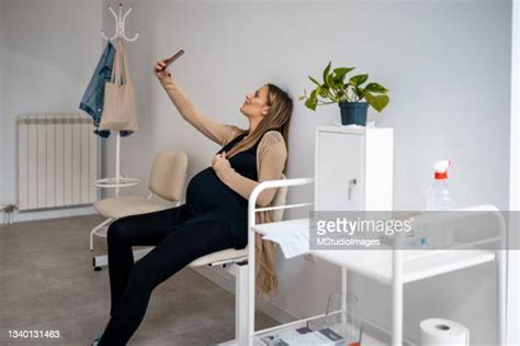 Pregnant Selfie Photos And Premium High Res Pictures Getty Images