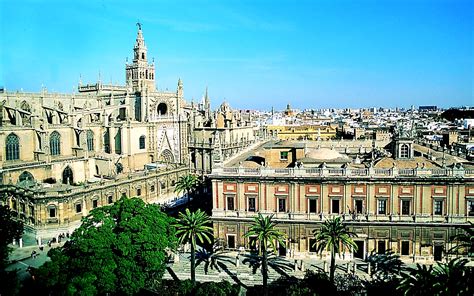 Find over 100+ of the best free barcelona fc images. Best 35+ Sevilla Wallpaper on HipWallpaper | Sevilla FC ...