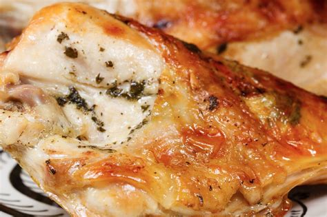 The meat is completely exposed to the heat, could turn leathery and tough as it dries out i love this recipe for its nicely browned crispy skin, which adds flavor, textural and, contrast to the dish. kruizing with kikukat: Toaster Oven Food: Roast Chicken ...