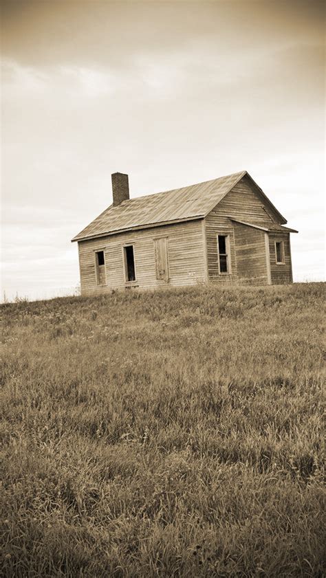 Old Abandoned Homestead Abandoned Forgotten And Decayed