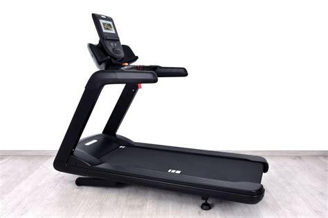 Ad Precor Treadmill Model Trm 761 P62 Touchscreen Console Like New