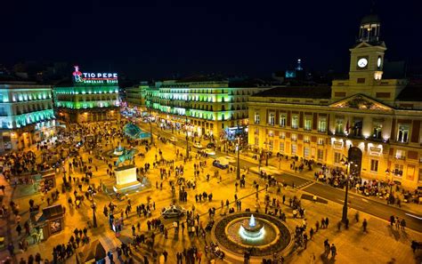 ¿vas A Visitar La Puerta Del Sol En Madrid Descubre Qué No Te Puedes