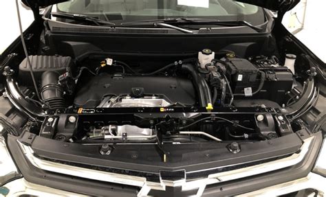 It's a bundle of six advanced safety technologies that can help you look out for potential. 2020 Chevrolet Equinox Gas Mileage Colors, Redesign ...