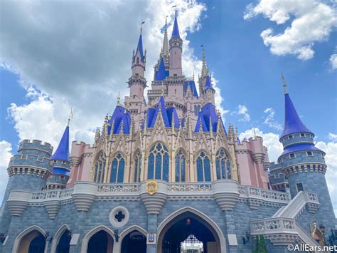 18 things you didn t know about walt disney world s cinderella castle allears