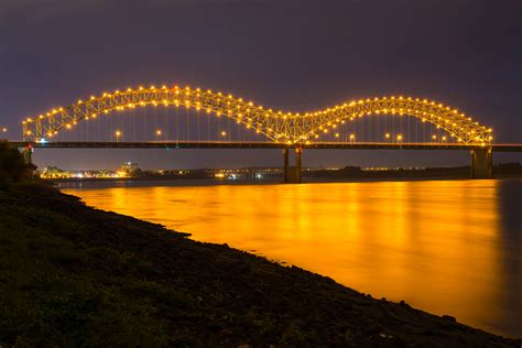 The hernando de soto bridge is a through arch bridge carrying interstate 40 across the mississippi river between west memphis, arkansas, and memphis, tennessee. Hernando de Soto Bridge - Through-arch Bridge in Memphis ...