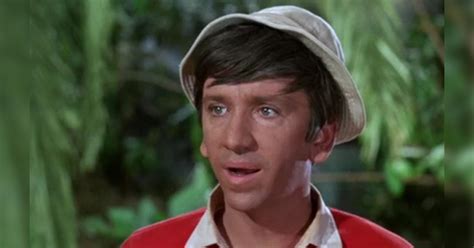 Bob Denver Never Expected Gilligans Island Reruns To Stretch Into The