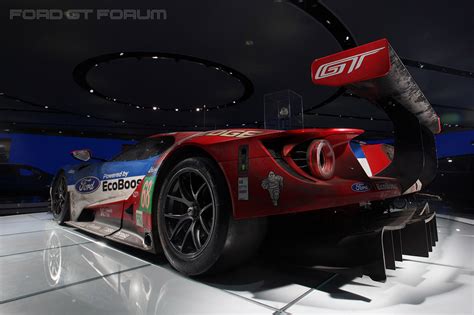 Ford Gt Road And Race Car At Naias 2017 Ford Gt Forum The Ford Gt Forum