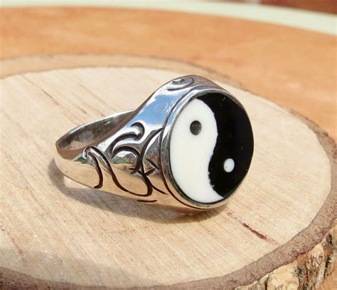 A Vintage Sterling Silver Black And White Yin Yang Etsy Vintage