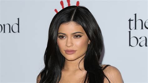 Kylie Jenner Says She Wants To Date Herself Right Now Teen Vogue