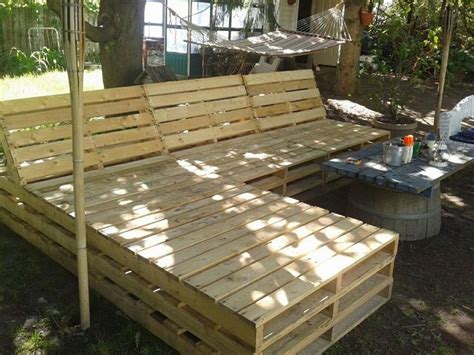 Patio Furniture Made Out Of Pallets Pallet Wood Projects