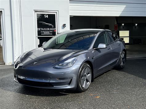 2021 Tesla Model 3 Grey Metallic — Detailership™