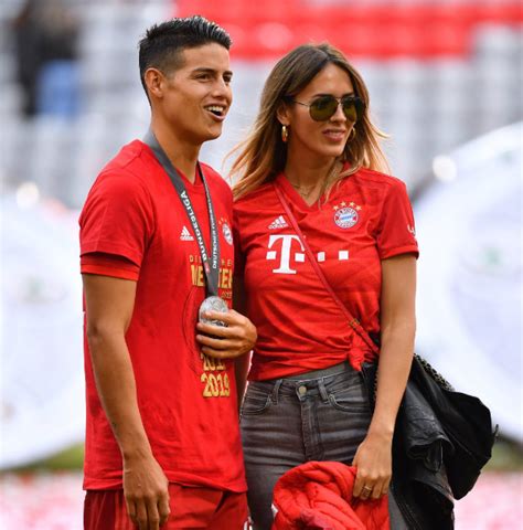 Rodriguez's former wife, daniela ospina is the sister of arsenal goalkeeper david ospina. James Rodriguez Net Worth 2020 - How Much is He Worth ...