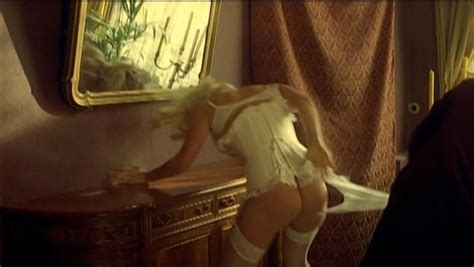 Nude Video Celebs Jenny Elvers Nude Der Elefant Vergisst Nie 1995
