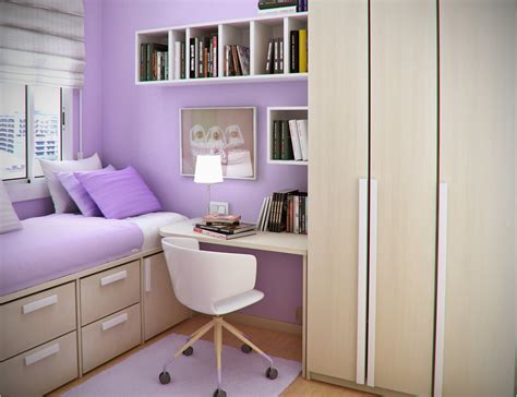 Learn how to take your small bedroom to the next level with design, decor, and layout inspiration. Simple Small Bedroom Desks - HomesFeed