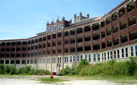 10 Most Haunted Insane Asylums In America