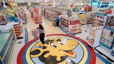 Toys ‘r Us To Open Inside Macys Stores In Las Vegas Valley