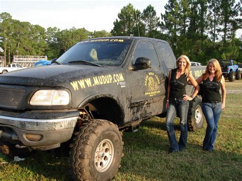 sexy country girls and trucks telegraph