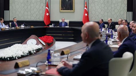 Mehmet Şimşek Hazine ve Maliye Bakanı Hafize Gaye Erkan Merkez Bankası