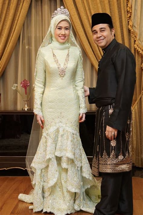 Facebook gives people the power to share and makes. Gambar Perkahwinan Diraja Tengku Amalin Aishah Putri ...