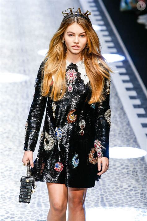 Vidéo Thylane Blondeau Défilé De Mode Prêt à Porter Automne Hiver