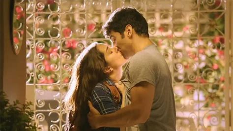 Shraddha Kapoor All Hot Kissing Scenes Ultra Hd Youtube