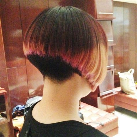 A short bob and a buzzed nape by , #bob #bobhaircut #shortnape #hairstyle #haircut. Nicely buzzed nape and color | Bob hairstyles, Hair cuts ...