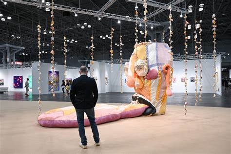 the 10 best booths at new york s armory show