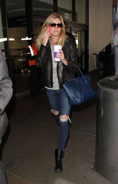 Erin Andrews Arrives At Lax Airport In Los Angeles 0113