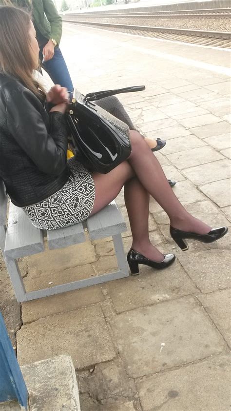 Candid Legs On Twitter Candid Women At Train Station With Legs