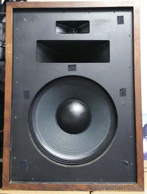 Restoring finish on speaker cabinets. Restoring Heresey I - Technical/Modifications - The ...