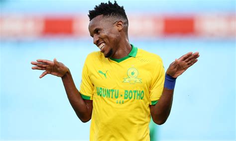 Amazulu fc news former orlando pirates and supersport united midfielder thabo qalinge is currently training with usuthu with the hope of securing a deal. PSL | Mamelodi Sundowns vs AmaZulu FC - Mamelodi Sundowns ...