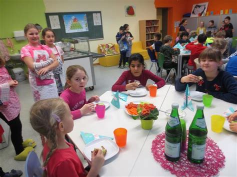 Alle klassen der grundschule weidhausen nutzten… Grundschule Hausen und AST Lahr