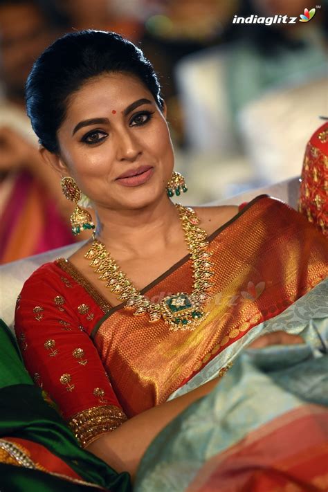 Tamil Actress Sneha Without Makeup Very Rare Pics Mugeek Vidalondon