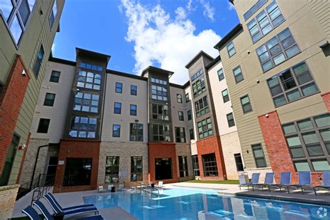 We also offer a variety of 1 bedroom, 2 bedroom and 3 bedroom apartments with multiple plan layout to suit your needs. Catalyst Apartments - Tallahassee, FL | Apartments.com