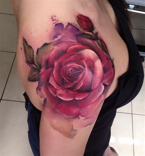 Tattoos in general have expanded in size and detail, so why is the shoulder any different? Red Rose Shoulder Tattoo | Best tattoo design ideas