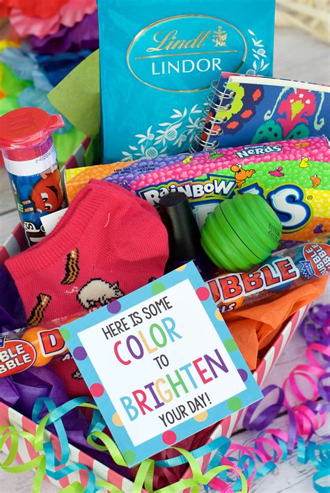 Choose from our premium flowers in bouquet or box, tasty and beautiful cakes, chocolates, colourful macarons, bubbly balloons, personalised gifts and more! Bright & Colorful Cheer Up Gift Idea - Fun-Squared
