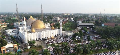 Masjid Darussalam Kota Wisata Cibubur Masjid Pemersatu Umat