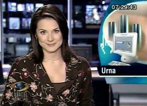 Con la presentación de silvia corzo y el más completo equipo investigativo y periodístico, este espacio informa, con veracidad e independencia, los últimos sucesos más importantes del país. 20070527 Silvia Corzo - Caracol Noticias 16 | (c) Caracol ...