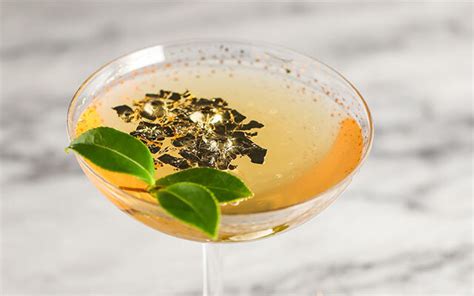 All That Glitters 5 Ways You Can Use Edible Gold To Create Sparkling Cocktails — Craft Gin