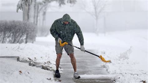 Photos Minnesotans Greet The First Winter Storm Of The Season