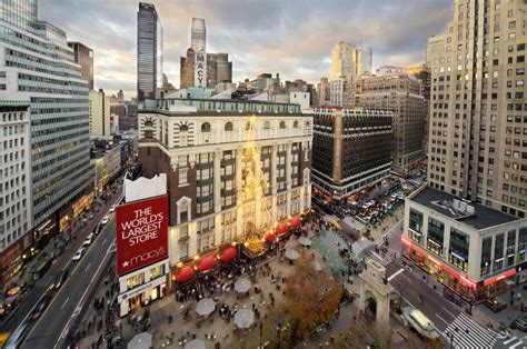 Plan your visit to 151 west 34th street, new york, ny! Visiting Santa at Macy's Santaland in New York City