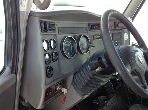 Kenworth T370 Dash Assembly In Spencer Ia 24743124