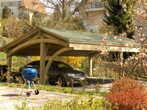 Peut être prolongé pour couvrir également des vélos ou du bois de design élégant et pratique continuez votre lecture pour vous informer à propos de l'éventail de modèles existants. Abri de voiture en bois - REVELATIO - EcoCurves