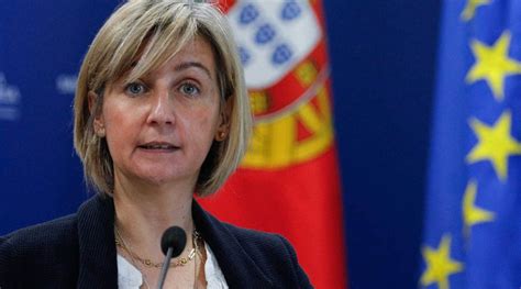 Já há plano de vacinação: Covid-19: Marta Temido diz que há 285 surtos ativos em ...