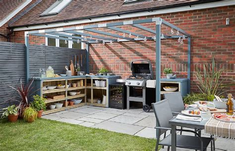 40 Mouth Watering Outdoor Kitchens To Enjoy All Year Round