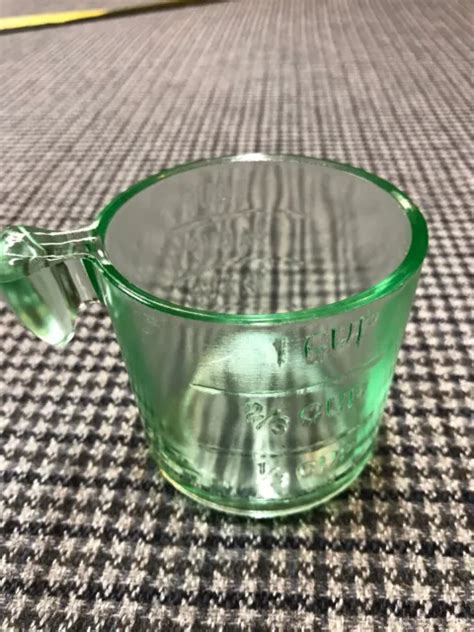 Vintage Sellers Green Uranium Depression Glass Measuring Cup