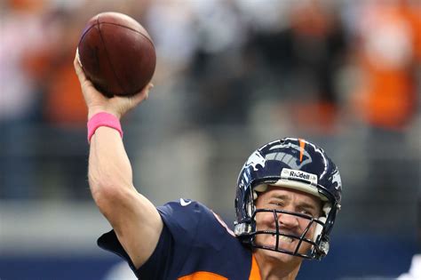 peyton manning sets passing marks against dallas mile high report