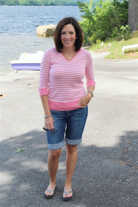 Pink And White With Denim Mom Art Fashion Over 40 Mom Style Favorite Outfit 40th Fabulous