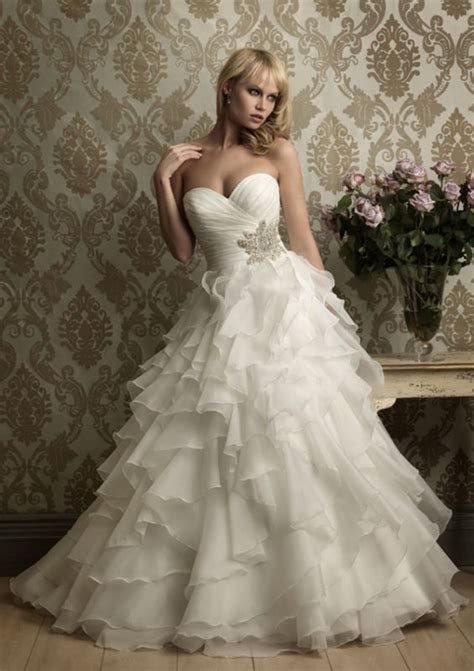 Strapless Ruffled Wedding Gown Pictures Photos And Images For
